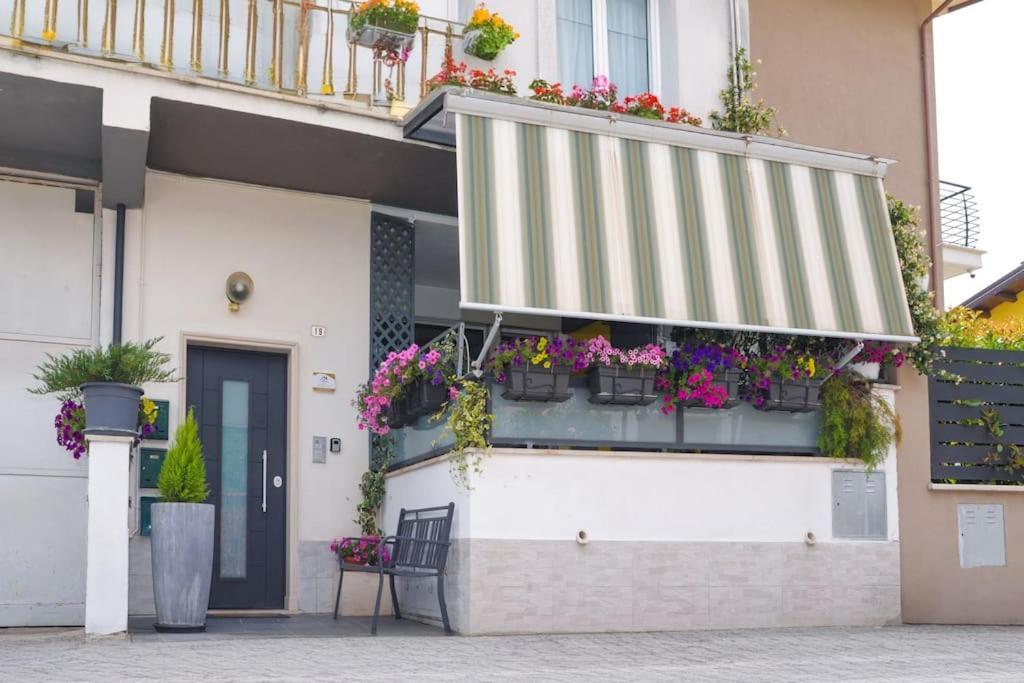 B&B La Petite Terrasse Avezzano Esterno foto